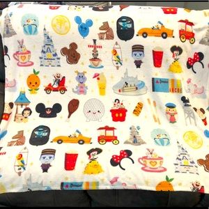 EUC Disney Jerrod Maruyama Kingdom Of Cute Blanket